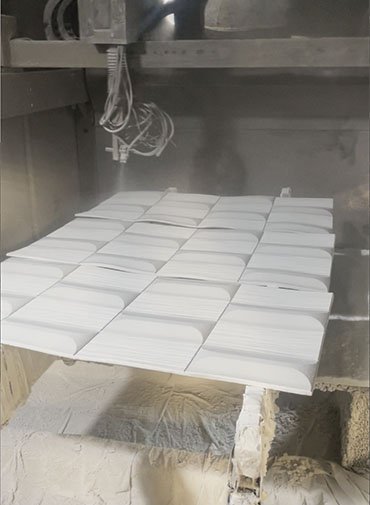 pu automatic spray painting